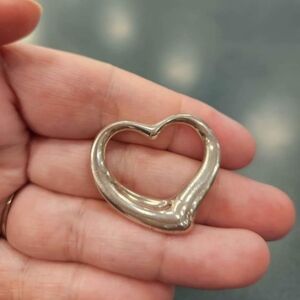 Tiffany & Co Elsa Peretti open heart pendant **large/36mm** (lightly worn)